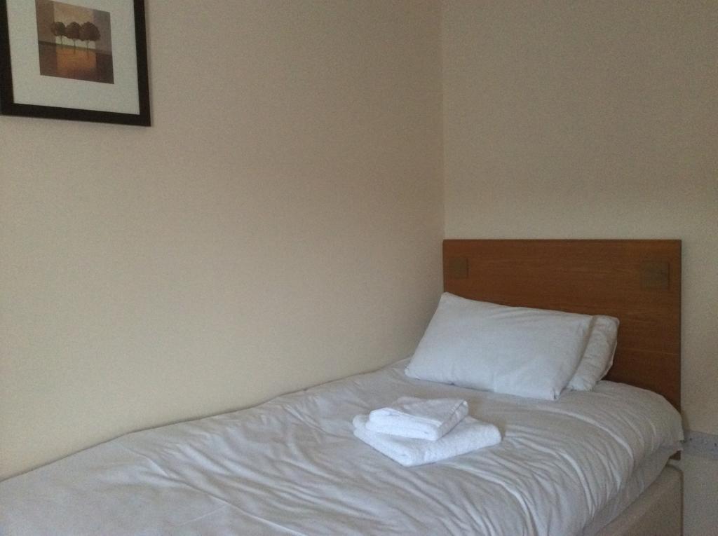 Sterling Lodge Hotel Eastbourne Szoba fotó